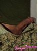 Militar ACt totalmente uniformado