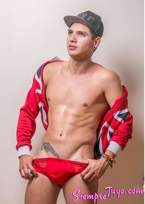 BISEXUAL MODELO COLOMBIANO VIP. 20CMS. DE PLACER Y UN CULO ESPECTACULAR LECHERO LLAMA YA