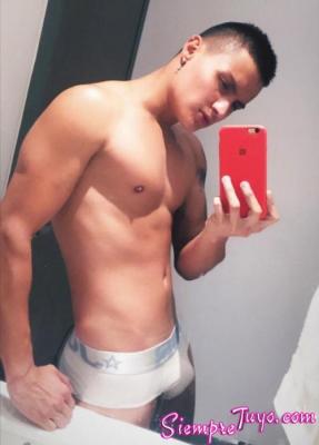 ESCORT VIP COLOMBIANO 20 CM DE DOTACION INTER ACTIVO