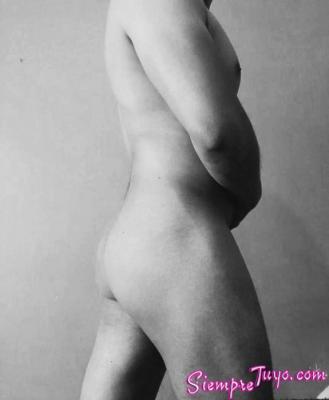 ALEX PASIVO EXTREMADAMENTE COMPLACIENTE